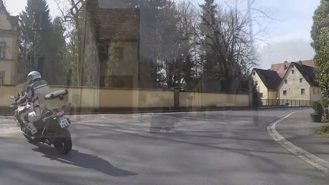 BMW K1600 Vs.  R1200GS