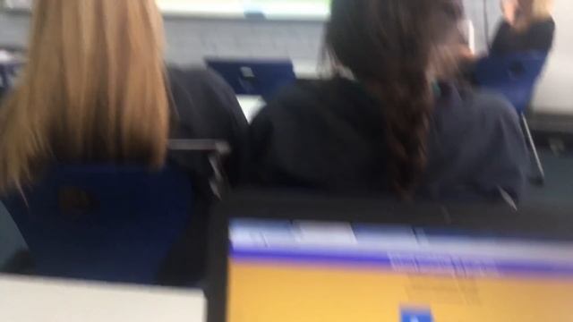 Flooding 'KAHOOT!' With Bots At School (Gone Right) + Link! смотреть онлайн