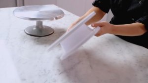 Кондитерский поворотный столик для торта. Как выбрать? // 14+