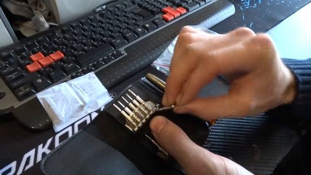 Отверточки для разборки телефонов смотреть онлайн