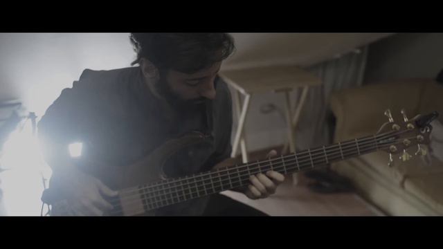 ENNA BUTTE. SIN TITULO ESTA BIEN смотреть онлайн