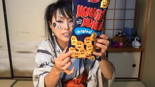 MONSTER MUNCH 早くもHalloween気分! 【Lorenz Snack World】 смотреть онлайн