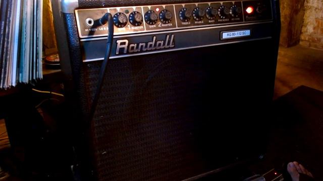 Vintage Randall RG80-112SC Combo Amp смотреть онлайн