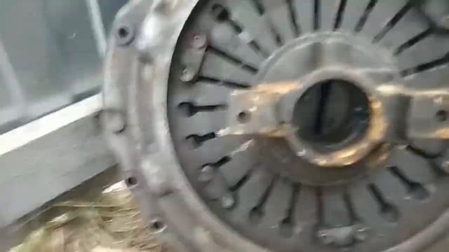 Снятие кпп на МАЗе. Снятие выжимного подшипника МАЗ. Часть 1 смотреть онлайн