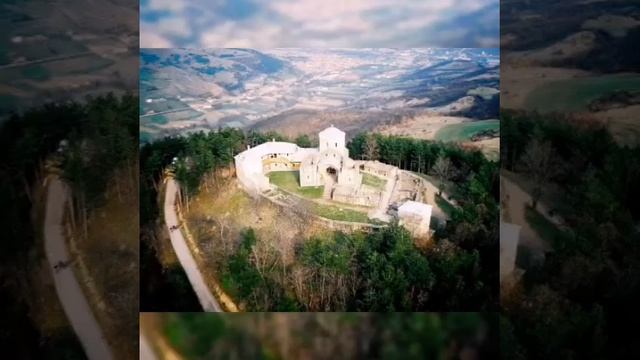 Трисвета песма ( Свјатиј Боже...) - Литургија Светог Јована Златоустог за појце смотреть онлайн