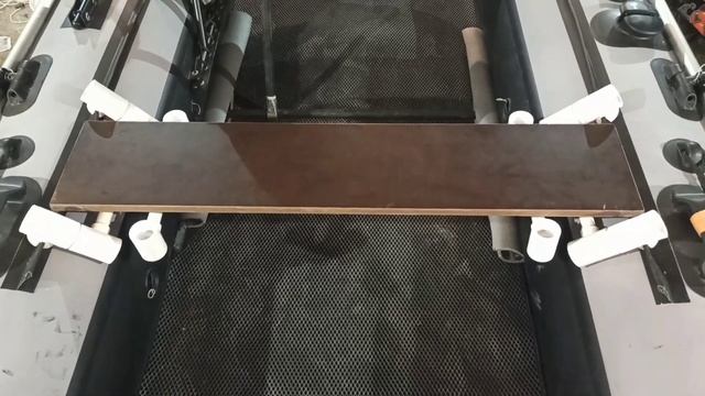 Система для спиннингов, перевозка и установка их для троллинга. #рыбалка #лодки #лодкипвх #троллинг