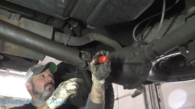 Chevy/GMC - 4L60E Transmission Replacement - Part III смотреть онлайн