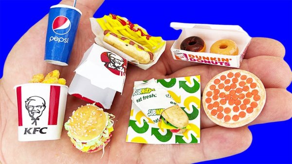 Как сделать миниатюрные поделки фаст фуда, пончики, пицца, бургеры