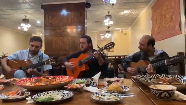 Gathering & jam in San Francisco - Gypsy Guitar Trio | Nicolas Adams, Vadim and Sasha Kolpakov смотреть онлайн