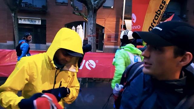 Ultra Trail Barcelona: как обычному человеку пробежать 100 км по горам (и остаться в живых) смотреть онлайн