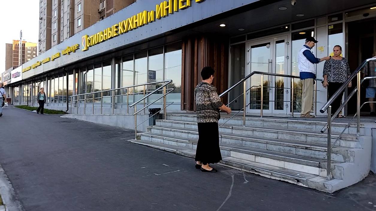 Издевательский барьер в Жулебино смотреть онлайн