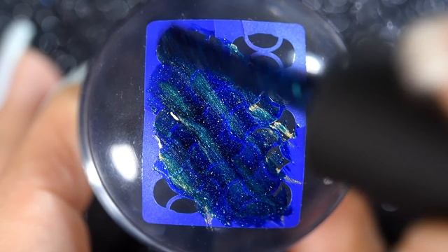Blue and Gold Nail Art / Дизайн ногтей с синими и золотыми элементами смотреть онлайн