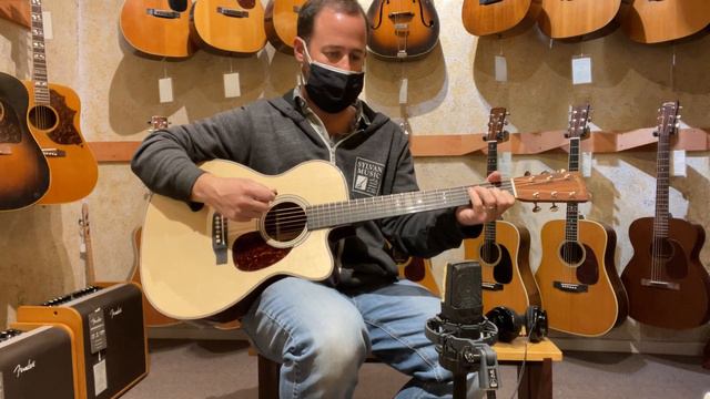 Martin Custom Shop OM Cutaway Adirondack & Cocobolo