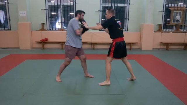 Боди-панч правой под джеб + левый боковой смотреть онлайн