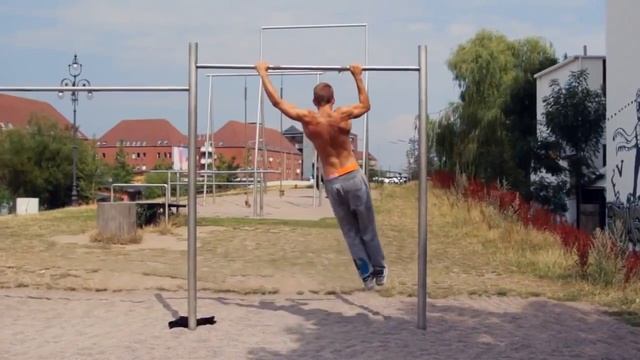 RUS. Мотивация накачаться за 1 год, ENG. Motivation to bulk up for 1 year смотреть онлайн