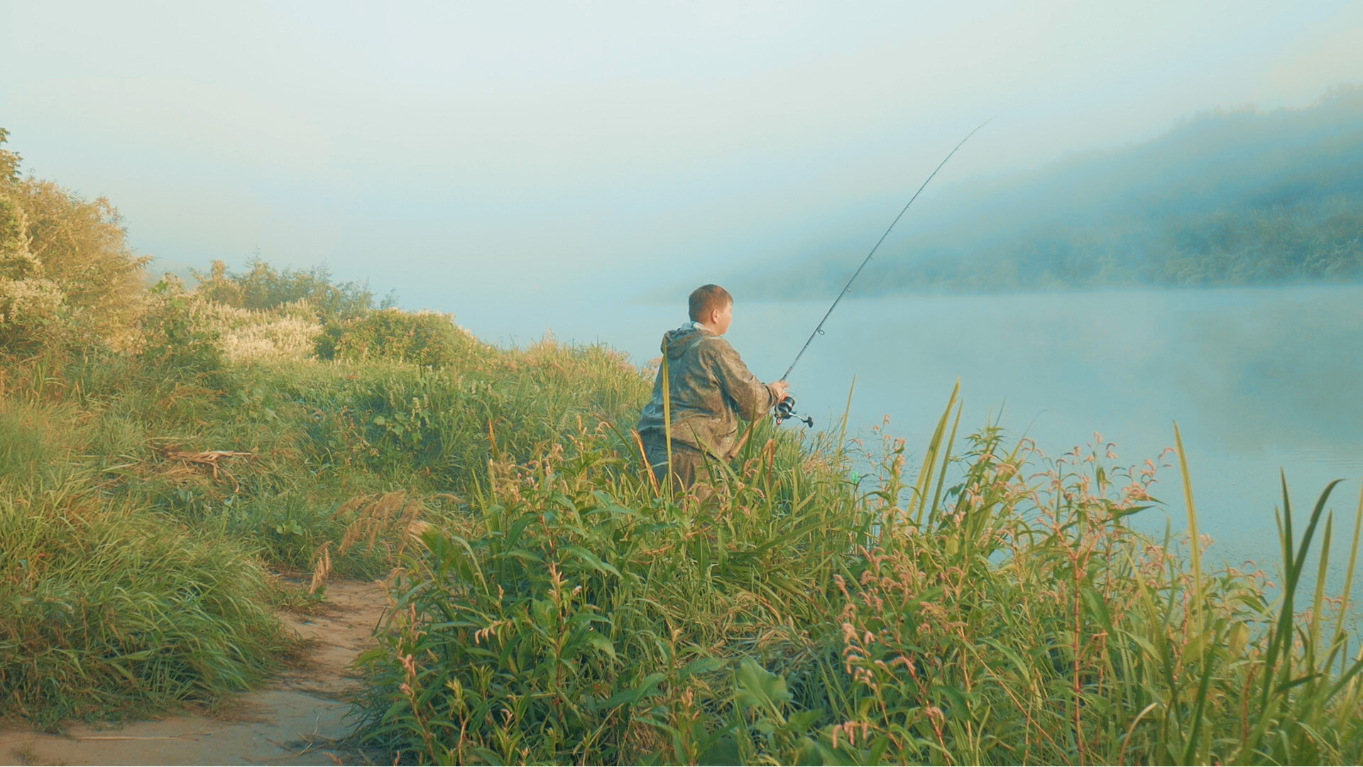 Рыбалка на Дону в августе. Серия 1 Фидер и донка макушатник. смотреть онлайн