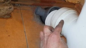 Нестандартное соединение унитаза с помощью манжет эксцентрика