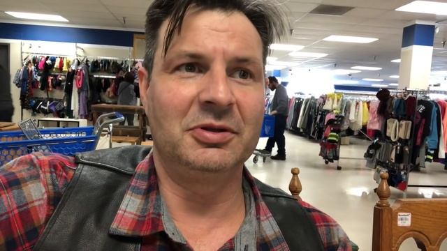 АМЕРИКАНЦЫ ходят одеваться в СЕКОНД ХЕНД в США! одеваются даже знаменитости! смотреть онлайн