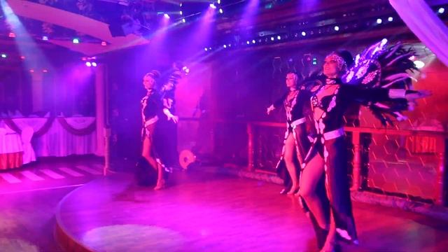 Шоу-балет Юта Антре в черных перьях 2015 смотреть онлайн