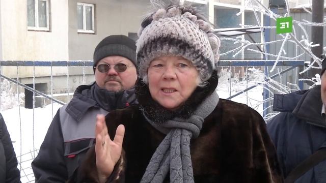Отчеты против реальности. Копейские дольщики 2 года не могут дождаться начала работ на своем доме смотреть онлайн