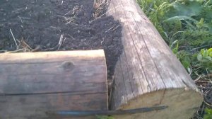 Долговременные, тёплые грядки из бревна, как сделал.