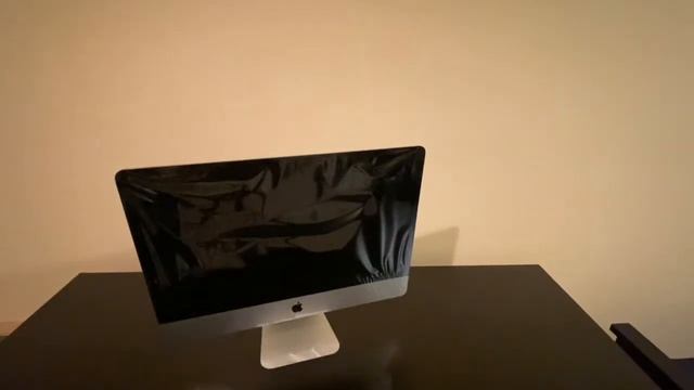 Apple iMac 21.5" 4K Retina Display (2019) Unboxing & Setup смотреть онлайн