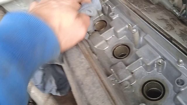 Как поменять свечи на автомобиле. SsangYong Kyron. мотор м 111 Mercedes-Benz. дед Павлентий. смотреть онлайн