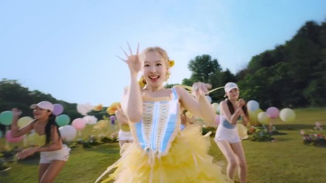 NAYEON “POP!” Performance Video