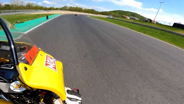 APRILIA RS250 Vs RGV 250 | RAW Onboard 4K POV | Autodrom Most 05/22 | BEST 1:54,5 |  Sound Only