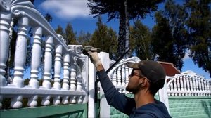 Как быстро покрасить 1000м2 бетонного забора