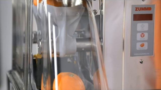 ZUMMO Z06 Commercial Juicer смотреть онлайн