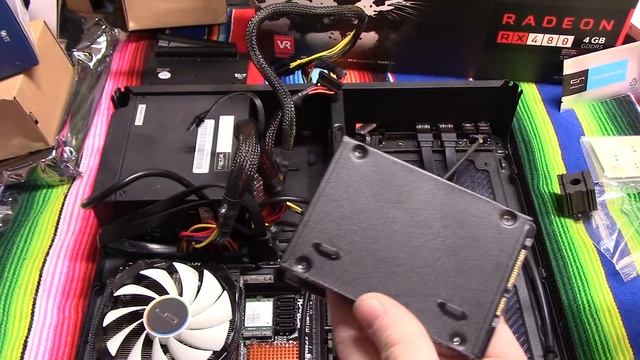 How to build a mini-itx PC inside the Node 202! смотреть онлайн