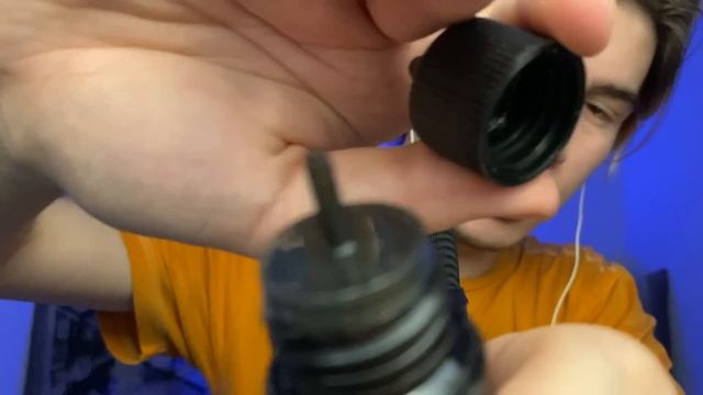 АСМР ПРОДАВЕЦ ЖИДКОСТЕЙ смотреть онлайн