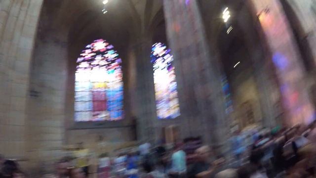 В Соборе Святого Вита . Прага смотреть онлайн