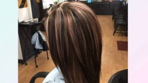 Колорирование на темные волосы средней длины