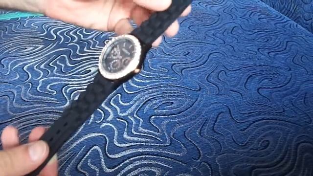 Силиконовые часы Geneva смотреть онлайн