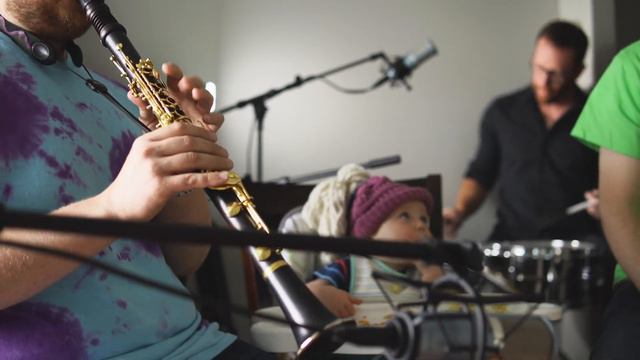 Monsters, INC (Randy Newman) - Breakfast at Benny's (Featuring Brian Woodbury) смотреть онлайн