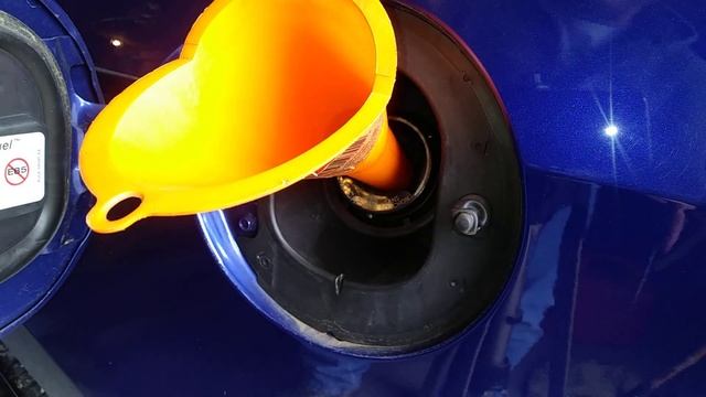 Ford Capless "Easy Fuel" Bypass Hack смотреть онлайн