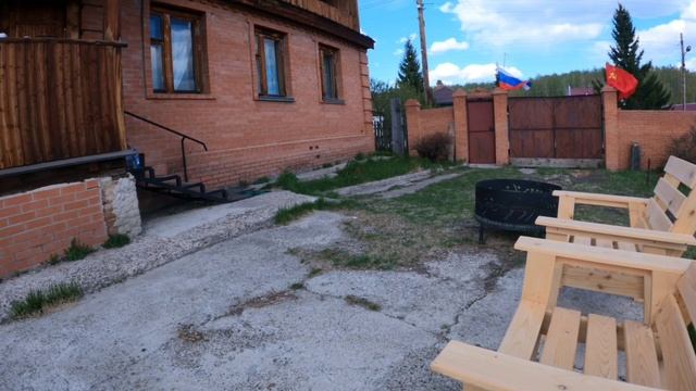 Купили садовую мебель. Сажаем картошку #садоваямебель #костроваячаша #огород смотреть онлайн