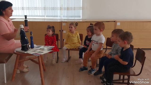 Дошколята познакомились с национальным костюмом нашего народа смотреть онлайн