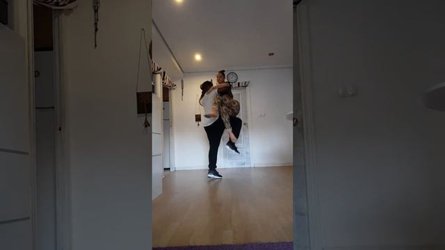 Yanis y Sara na lingui yo potu portugues смотреть онлайн