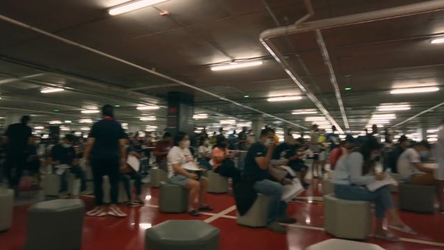 Вакцинация на острове Пхукет. Как это происходит в Таиланде. смотреть онлайн