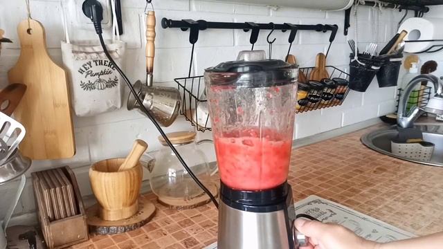 Новенькое из старенького! Пляжный зонт! смотреть онлайн