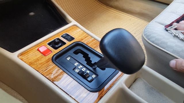 Mercedes W201 190E Automatic Transmission | Mercedes W201 190E Otomatik Vites kullanımı [4K] смотреть онлайн