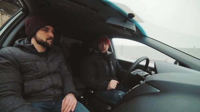 Hyundai Solaris или Kia Rio ЧТО ЛУЧШЕ? Сравниваем две бюджетки! смотреть онлайн