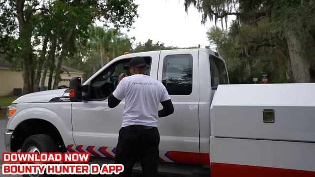 The Bat Attack During My Repo (He Gets Bodied) смотреть онлайн