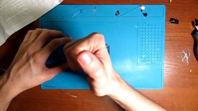 Набор для сборки настольных DIY часов смотреть онлайн
