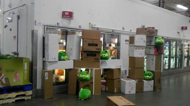 Angry Birds life size!! Thats how I roll!! смотреть онлайн