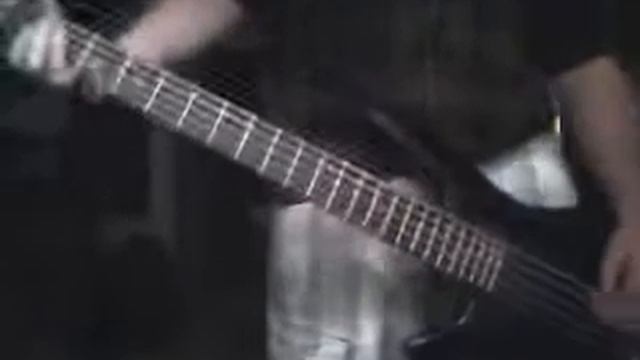 Green Day - She (bass cover) смотреть онлайн