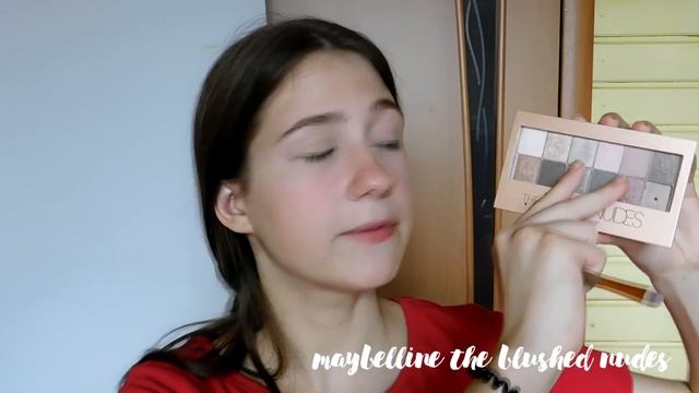 БЮДЖЕТНЫЙ МАКИЯЖ НА ВЫПУСКНОЙ/крашусь и болтаю смотреть онлайн